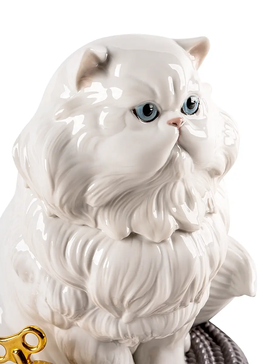 Lladro Persian Cat Figurine | Thumbnail 3 Lladro Persian Cat Figurine | Thumbnail 3