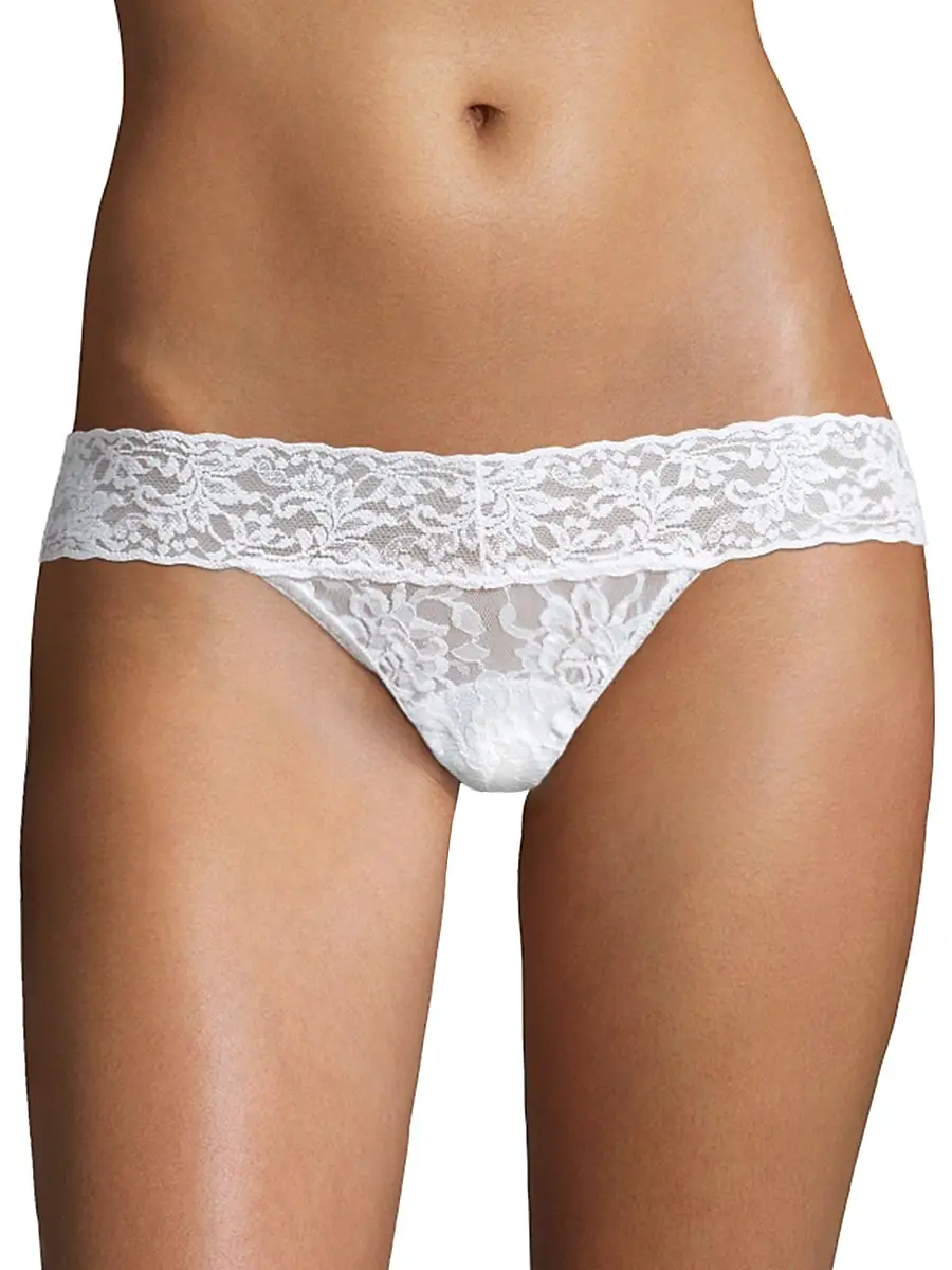 Hanky Panky Women's Signature Lace Low-Rise Thong - White | Image 1 Hanky Panky Women's Signature Lace Low-Rise Thong - White | Image 1