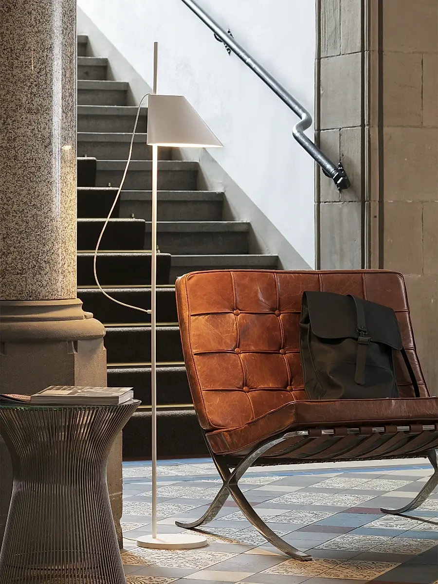 Louis Poulsen Yuh Floor Lamp | Thumbnail 9 Louis Poulsen Yuh Floor Lamp | Thumbnail 9