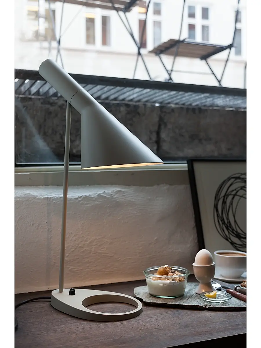 Louis Poulsen AJ Table Lamp | Thumbnail 8 Louis Poulsen AJ Table Lamp | Thumbnail 8