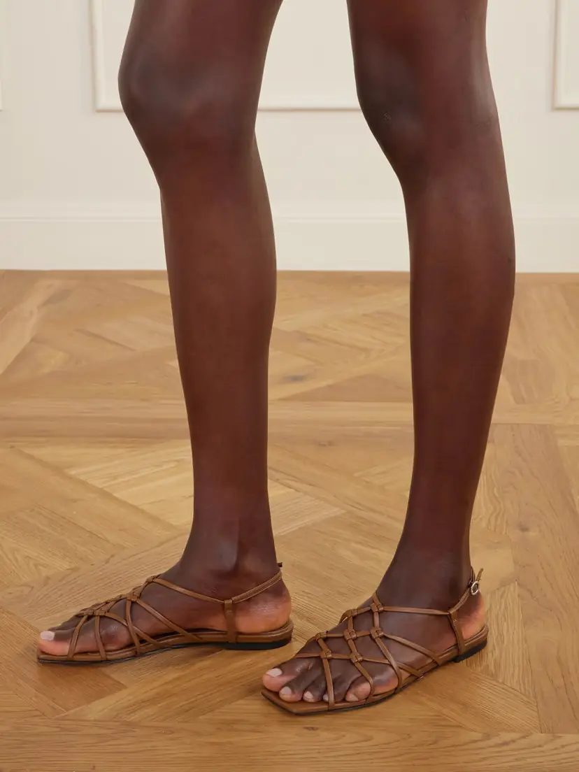 aeyde Anisa Leather Flat Sandals | Thumbnail 2