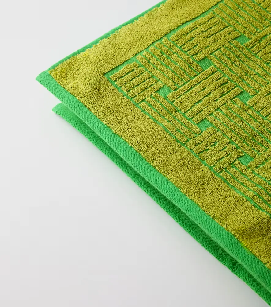 Bottega Veneta Intreccio-pattern cotton towel | Thumbnail 3