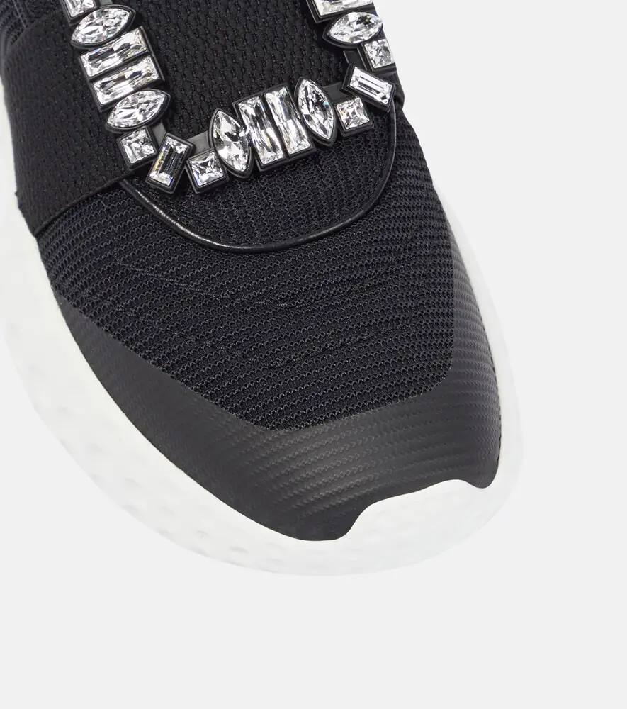 Roger Vivier Viv' Run embellished sneakers | Thumbnail 2 Roger Vivier Viv' Run embellished sneakers | Thumbnail 2
