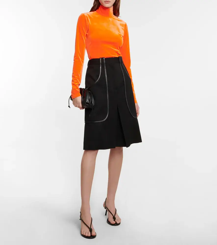 Victoria Beckham Velvet turtleneck top | Thumbnail 4