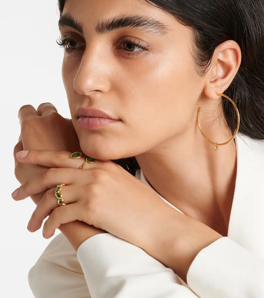Octavia Elizabeth Nesting Gem 18kt gold eternity ring with emeralds | Thumbnail 3 Octavia Elizabeth Nesting Gem 18kt gold eternity ring with emeralds | Thumbnail 3