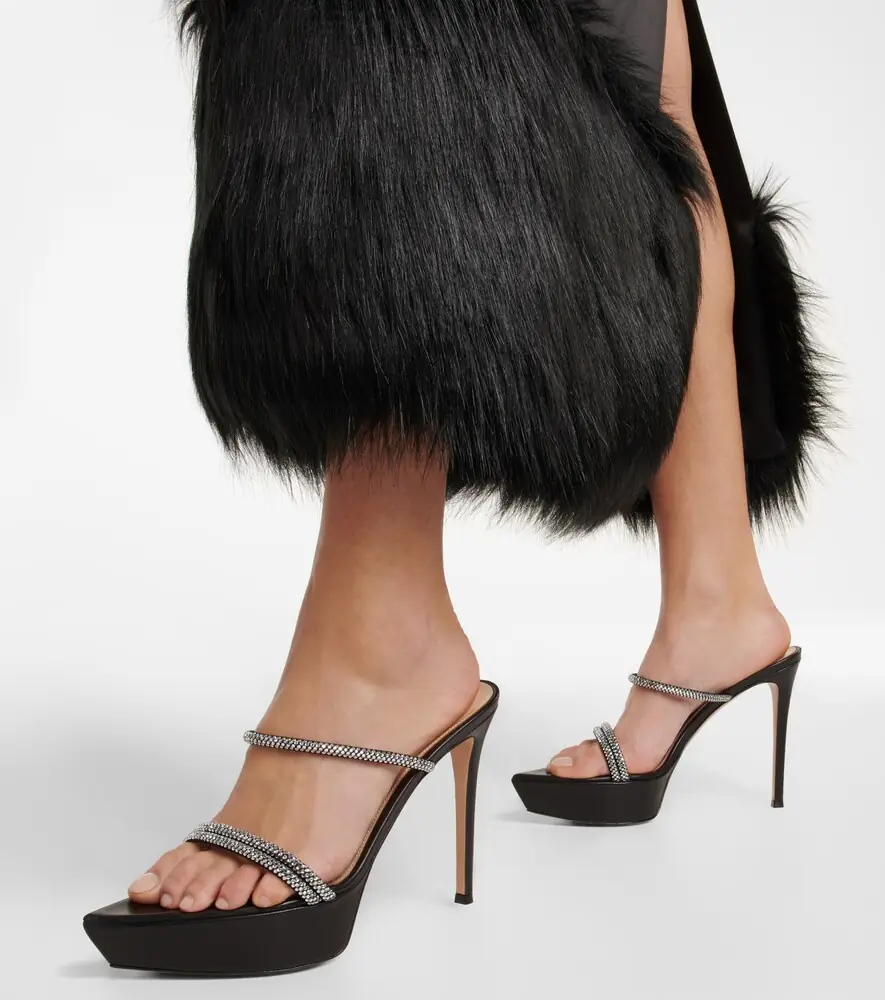 Gianvito Rossi Embellished leather platform sandals | Thumbnail 5