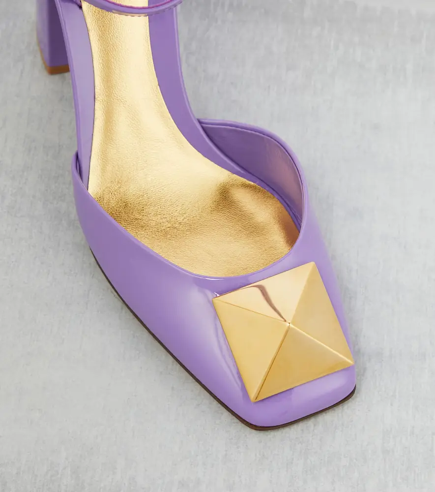 Valentino Garavani One Stud patent leather pumps | Thumbnail 2