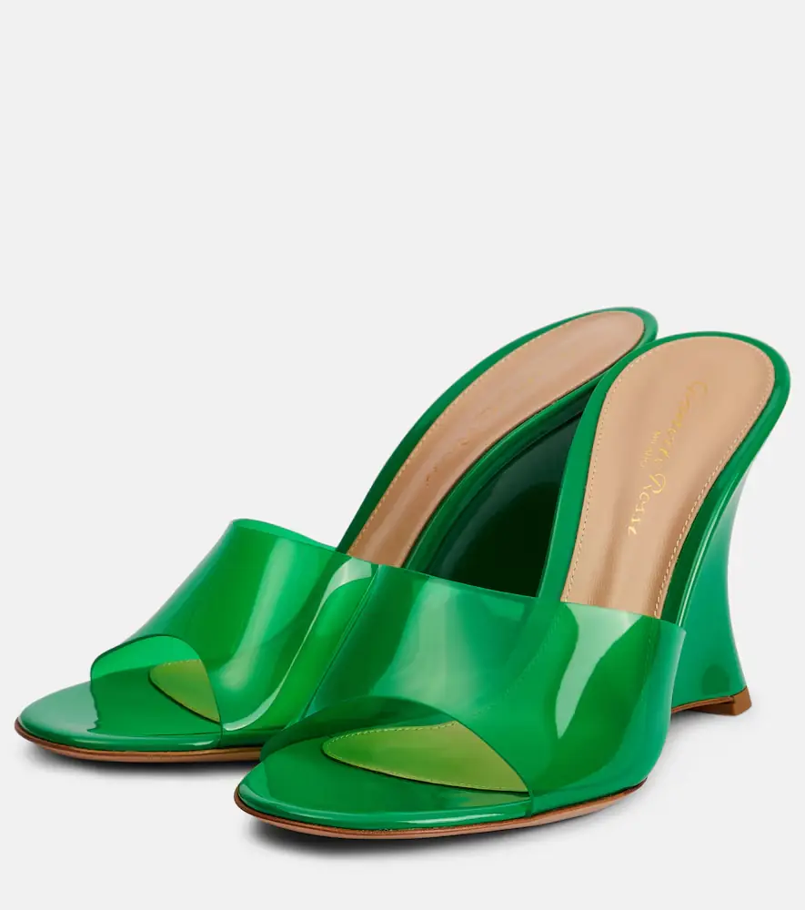 Gianvito Rossi Vernice PVC wedge mules | Thumbnail 2