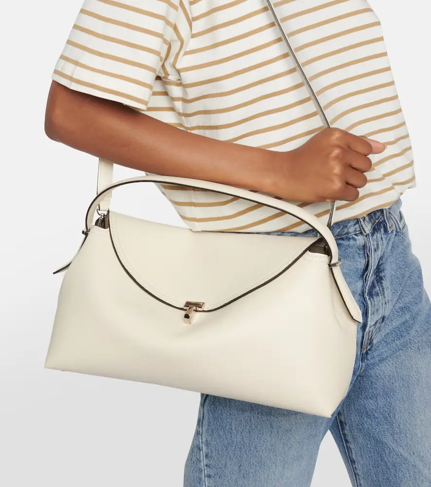 Toteme T-Lock Medium leather tote bag | Thumbnail 5 Toteme T-Lock Medium leather tote bag | Thumbnail 5