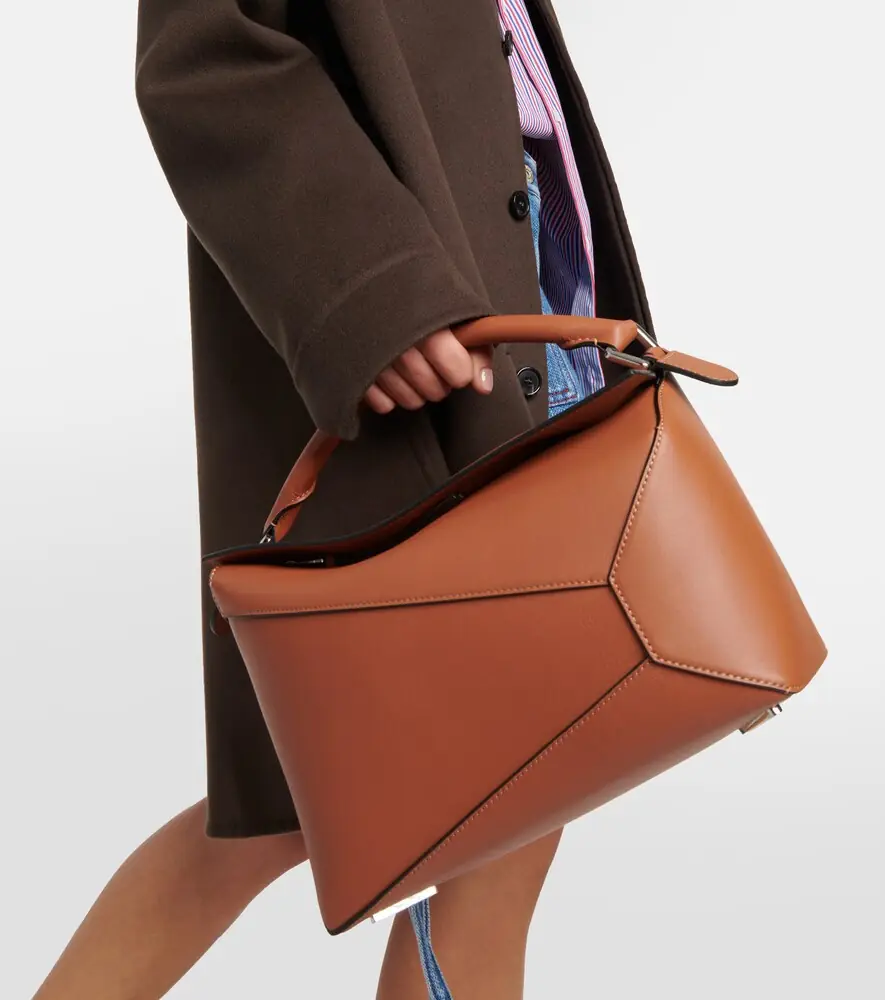 Loewe Puzzle Edge Medium leather top-handle bag | Thumbnail 3 Loewe Puzzle Edge Medium leather top-handle bag | Thumbnail 3