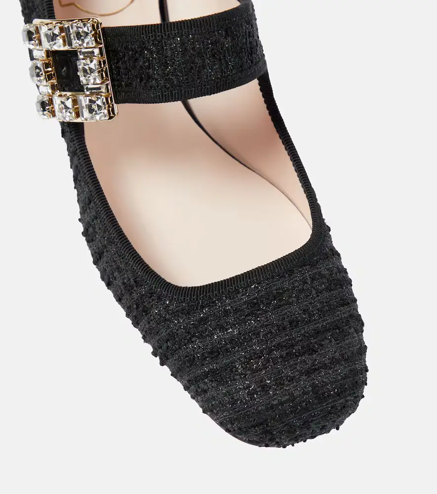 Roger Vivier Très Vivier embellished Mary Jane pumps | Thumbnail 3