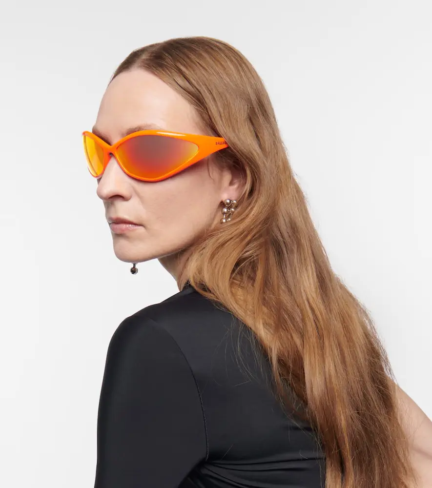 Balenciaga 90s Oval sunglasses | Thumbnail 5