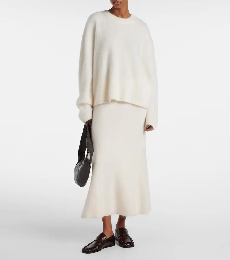 Lisa Yang Natalia brushed cashmere sweater | Thumbnail 2 Lisa Yang Natalia brushed cashmere sweater | Thumbnail 2