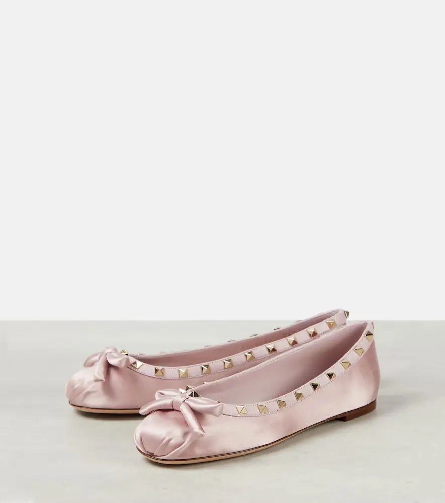 Valentino Garavani Rockstud leather-trimmed satin ballet flats | Thumbnail 2