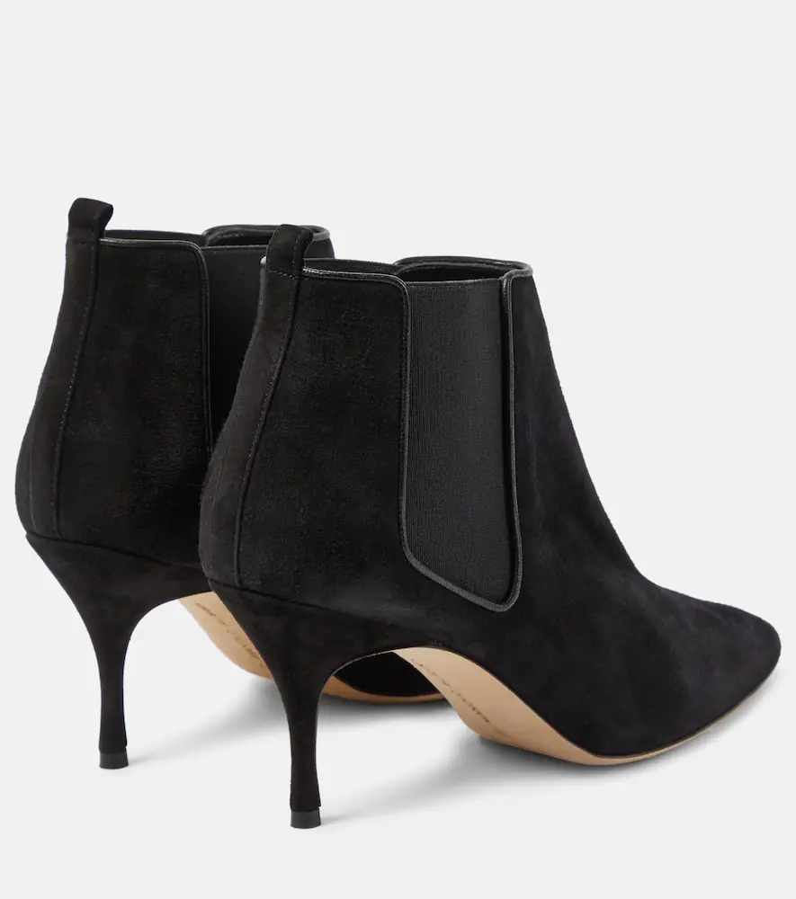 Manolo Blahnik Dildi Otto suede ankle boots | Thumbnail 2 Manolo Blahnik Dildi Otto suede ankle boots | Thumbnail 2