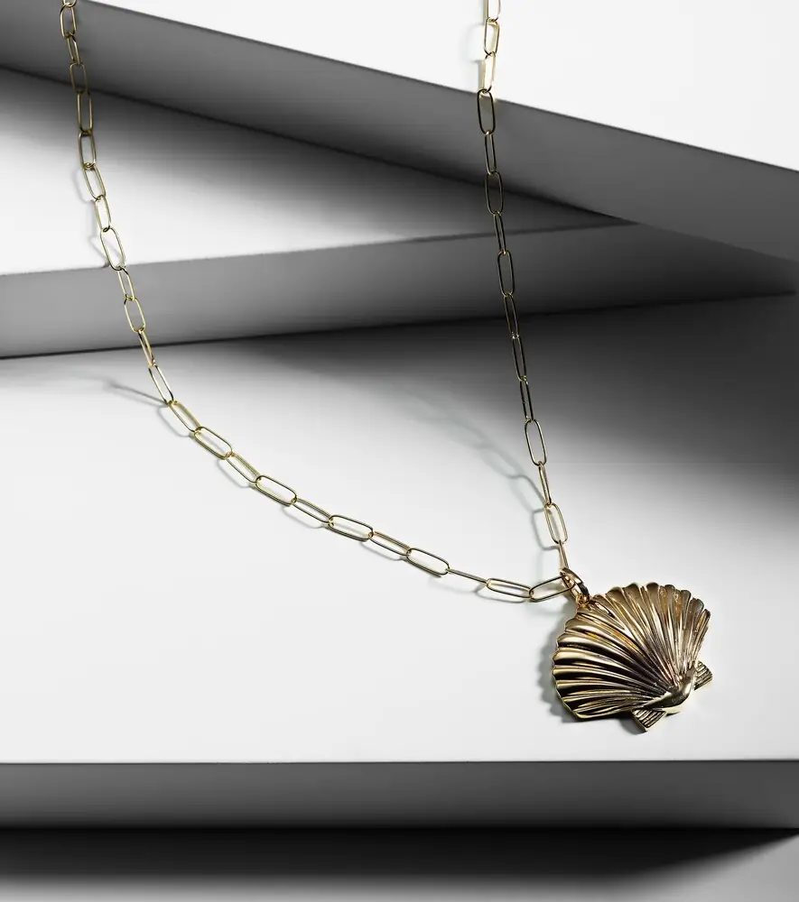 Mateo Venus Large 14kt gold pendant necklace | Thumbnail 7