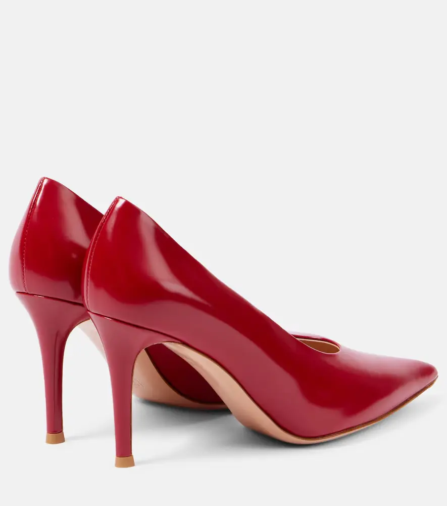 Gianvito Rossi Robbie 85 patent leather pumps | Thumbnail 2
