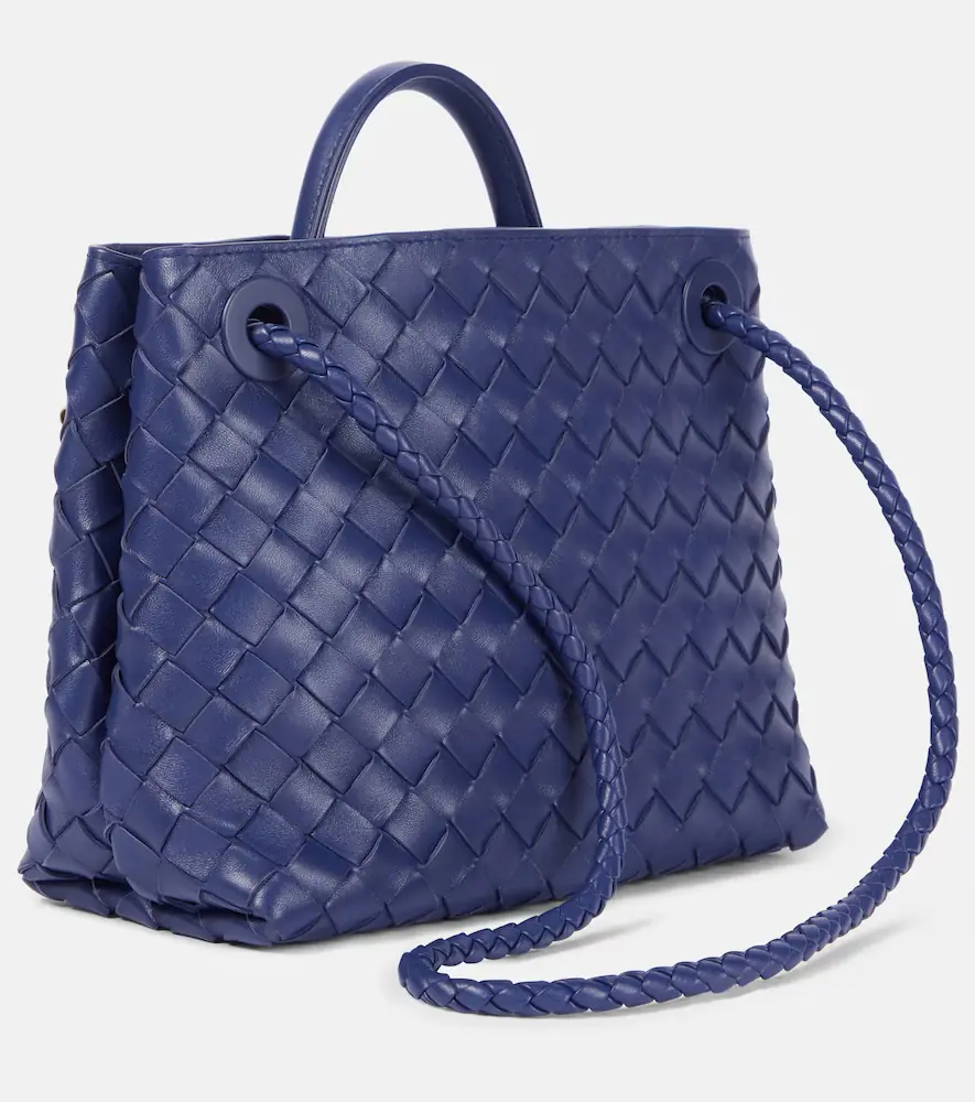 Bottega Veneta Andiamo Intrecciato Small leather tote bag | Thumbnail 8 Bottega Veneta Andiamo Intrecciato Small leather tote bag | Thumbnail 8