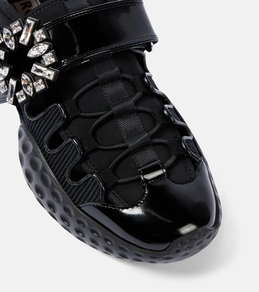 Roger Vivier Viv' Run embellished sneakers | Thumbnail 2