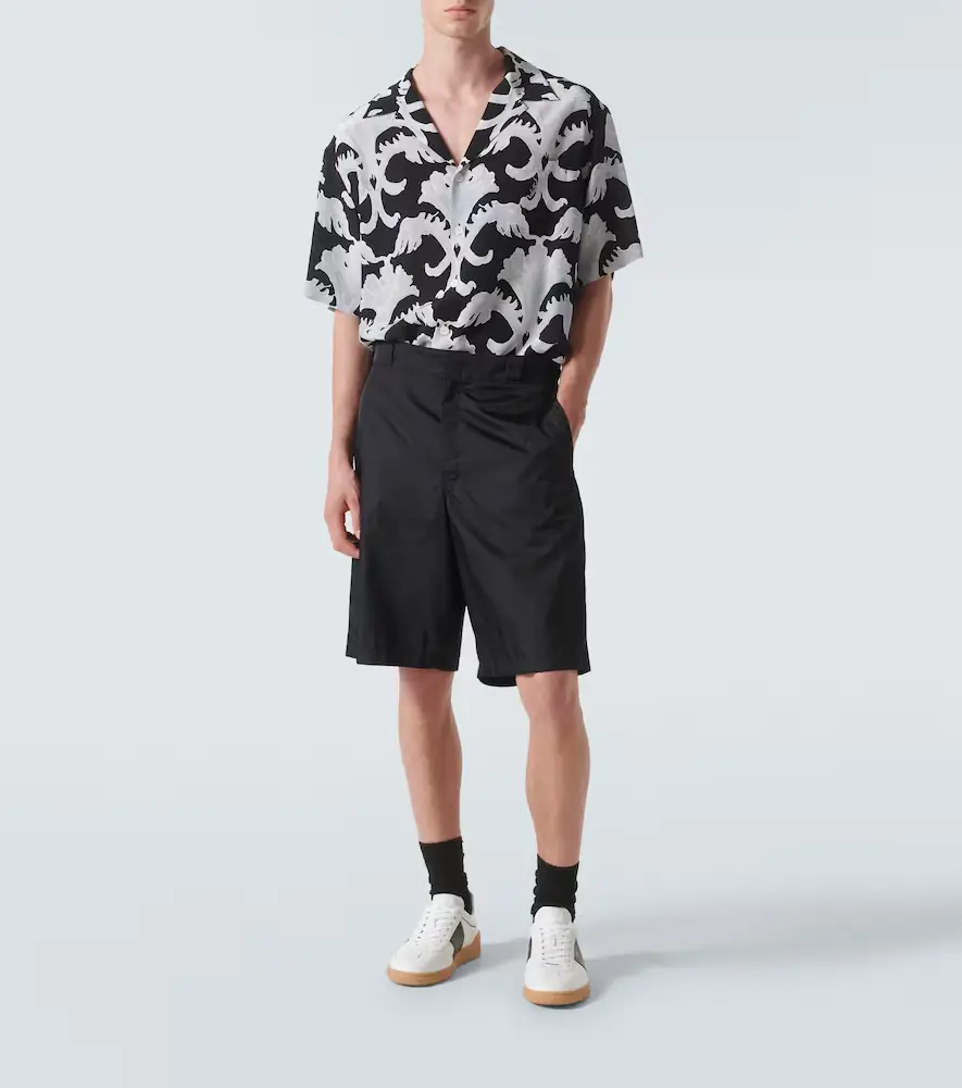 Valentino Garavani Printed silk bowling shirt | Thumbnail 2