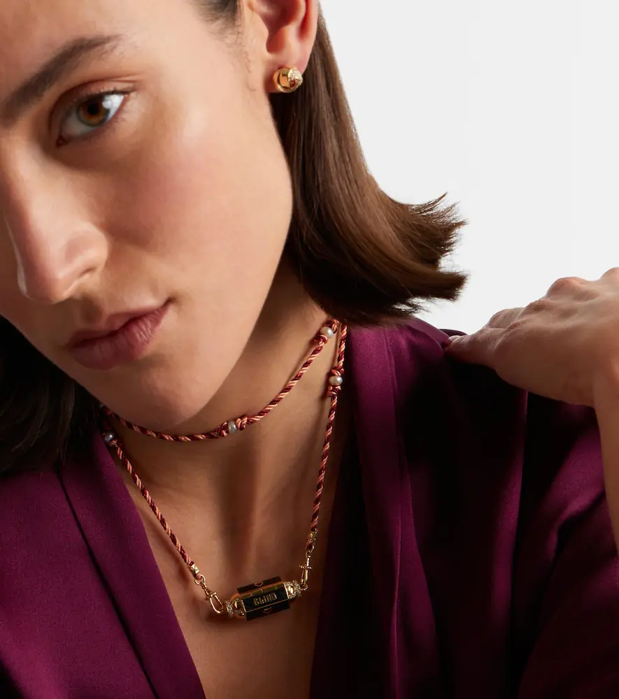 Marie Lichtenberg Love Is Blind 18kt gold locket necklace with gemstones | Thumbnail 3