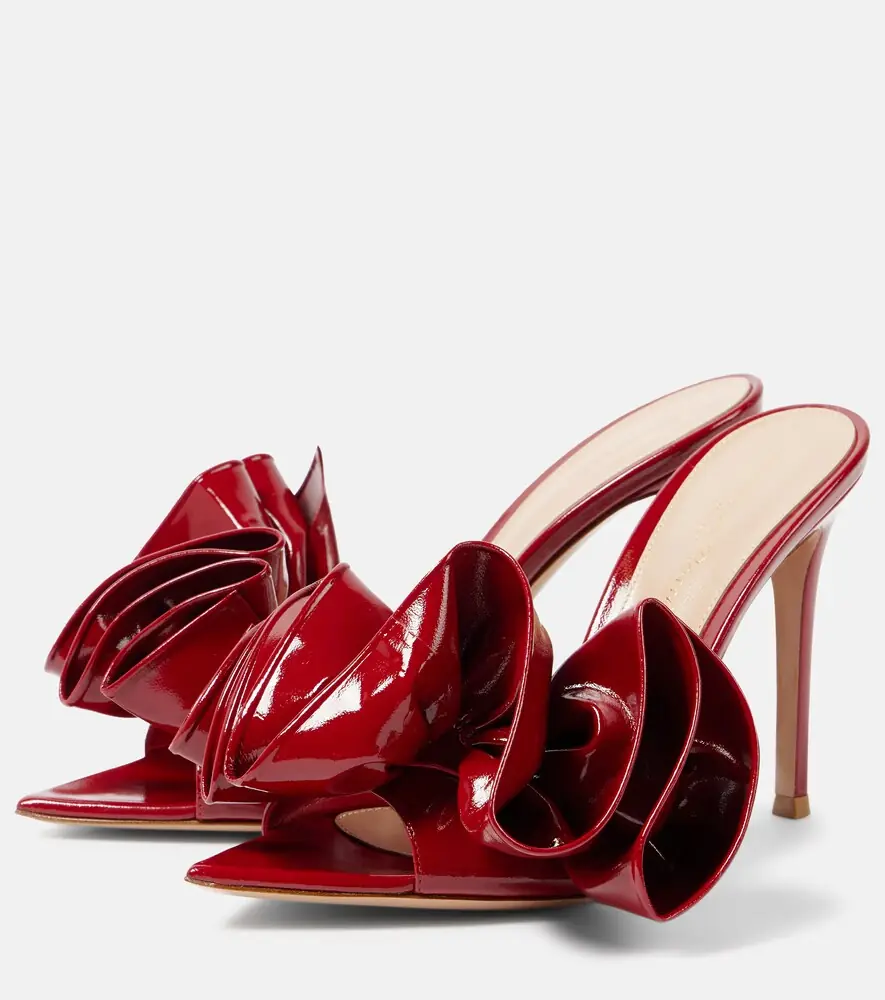 Gianvito Rossi Gabrielle 105 ruffled patent leather mules | Thumbnail 2