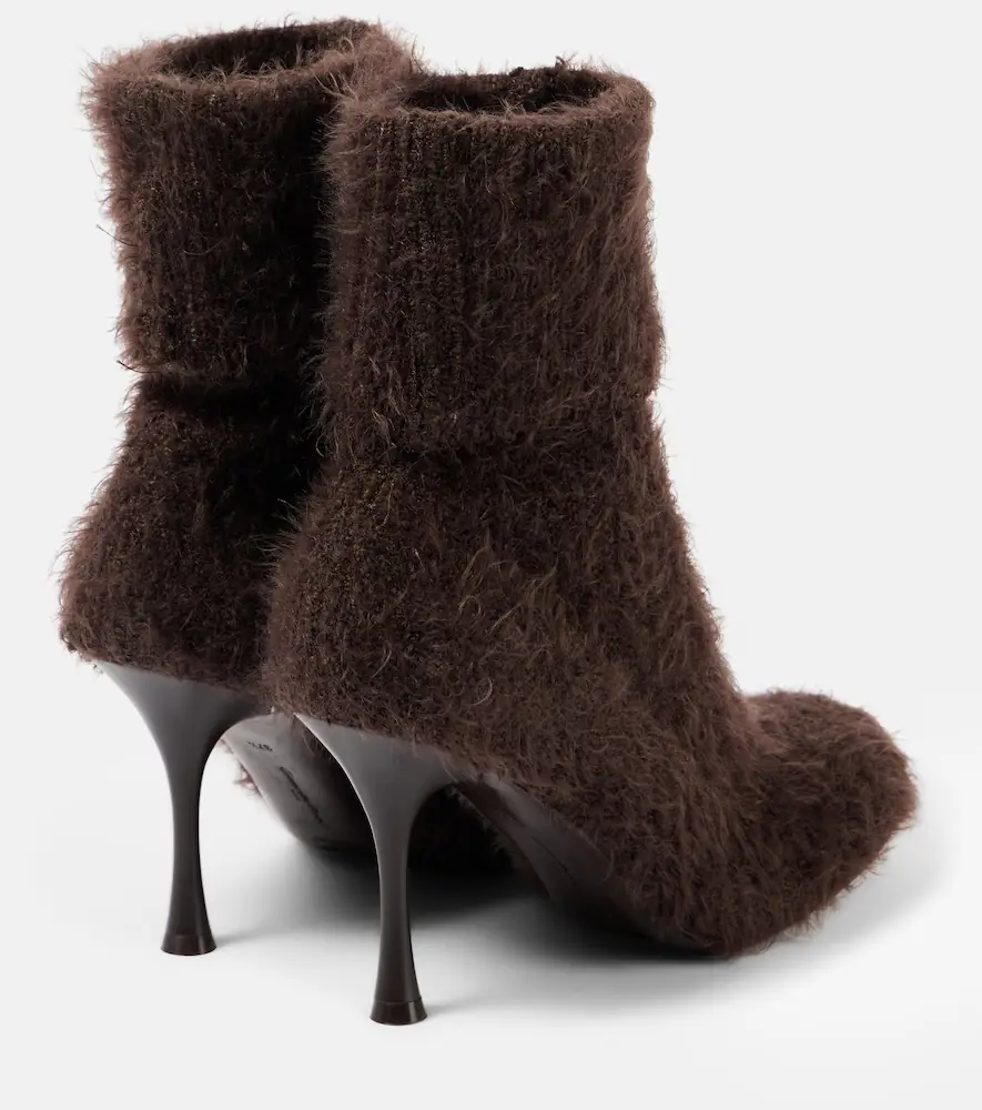 Gianvito Rossi Finny 85 knitted sock boots | Thumbnail 3