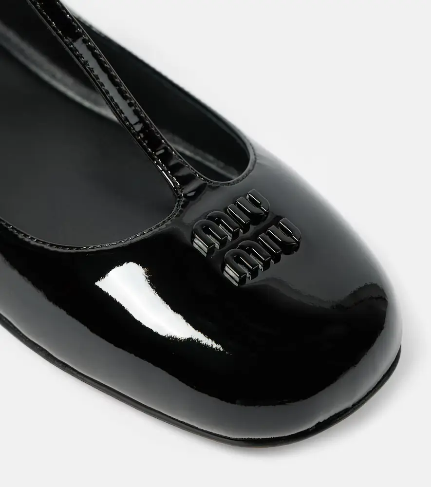 Miu Miu Logo patent leather ballet flats | Thumbnail 3 Miu Miu Logo patent leather ballet flats | Thumbnail 3
