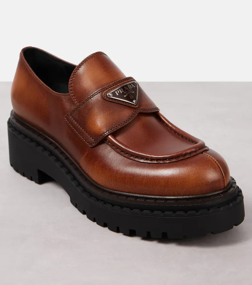 Prada Logo leather platform loafers | Thumbnail 2