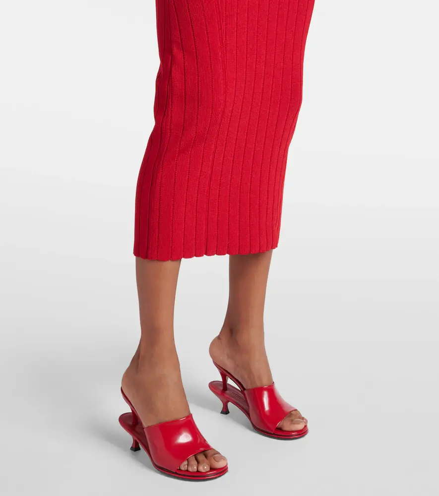 Jacquemus La Robe Sierra Bretelles midi dress | Thumbnail 4 Jacquemus La Robe Sierra Bretelles midi dress | Thumbnail 4