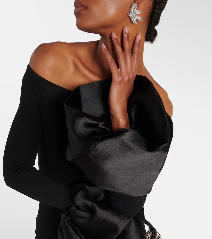 Solace London Talia off-shoulder crêpe gown | Thumbnail 3 Solace London Talia off-shoulder crêpe gown | Thumbnail 3