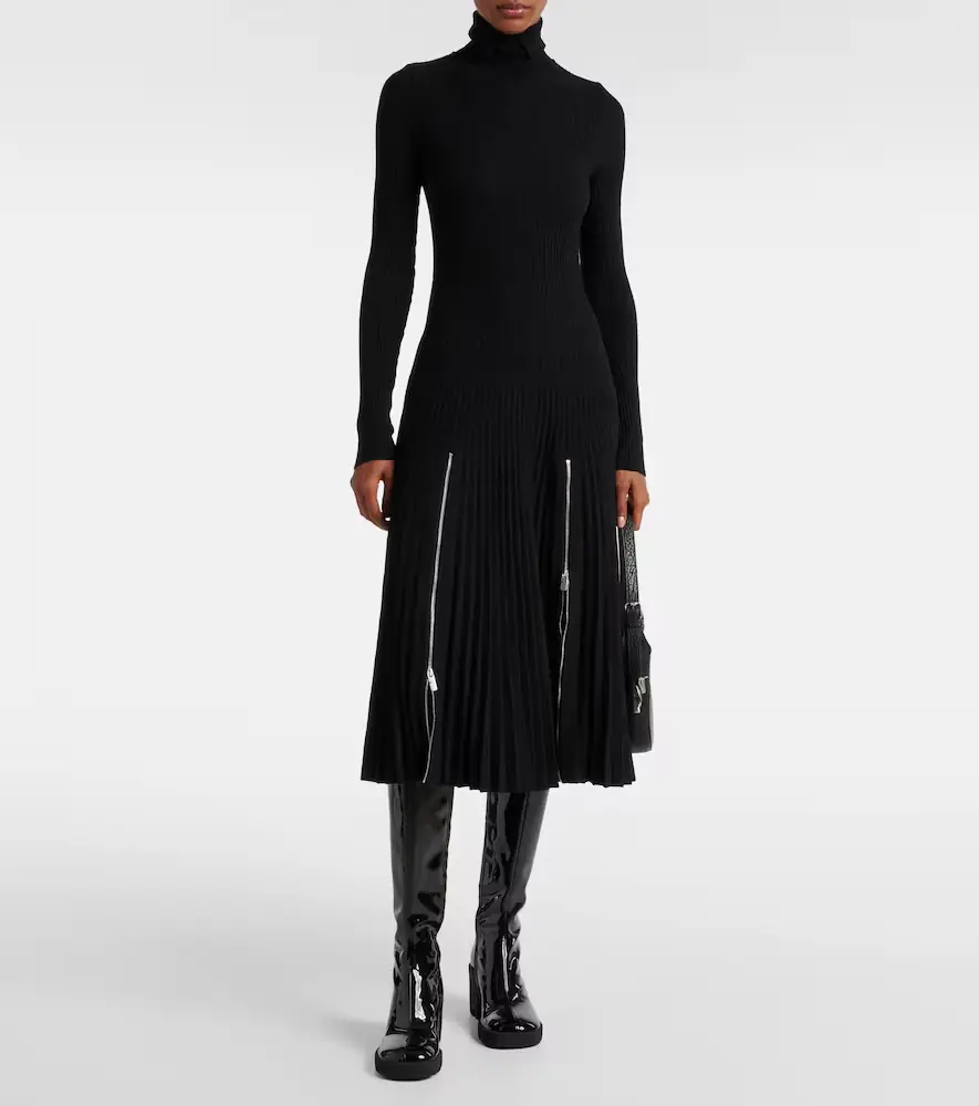 Burberry Pleated jersey midi dress | Thumbnail 2 Burberry Pleated jersey midi dress | Thumbnail 2