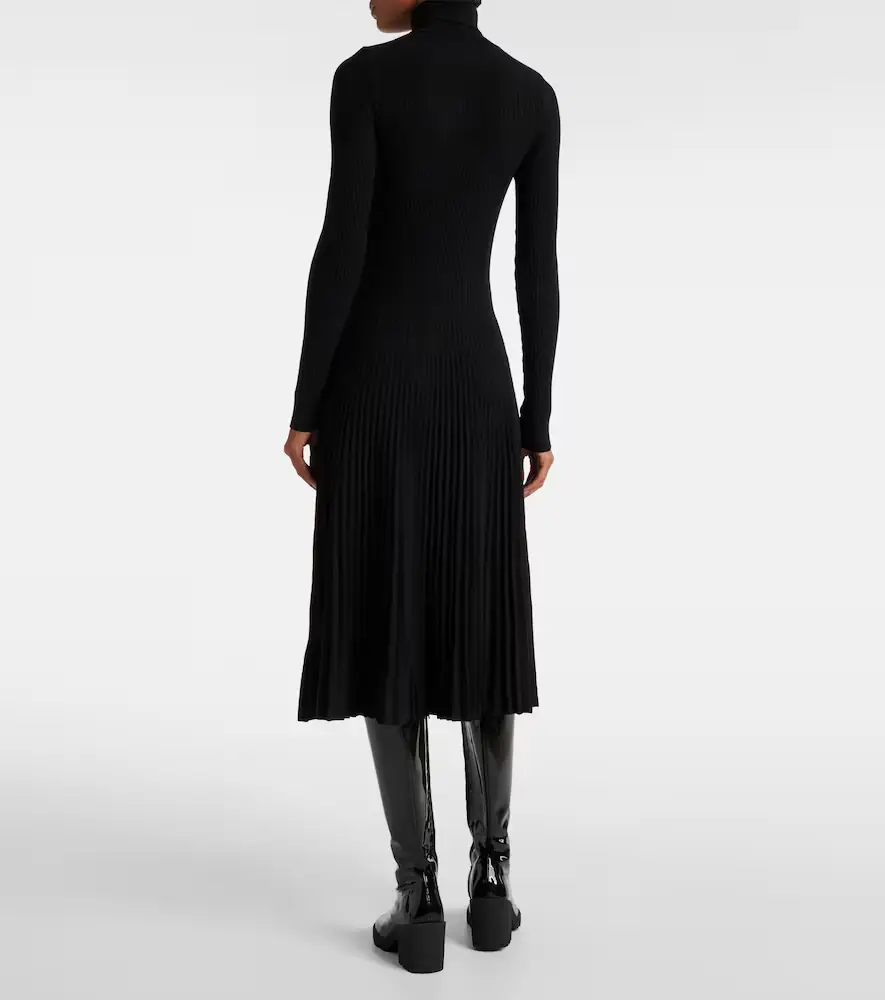 Burberry Pleated jersey midi dress | Thumbnail 5 Burberry Pleated jersey midi dress | Thumbnail 5