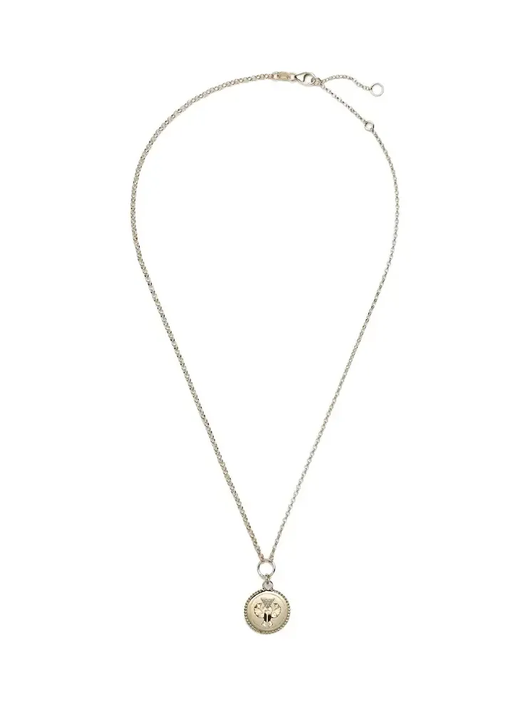 Protection 18kt gold pendant necklace with diamonds