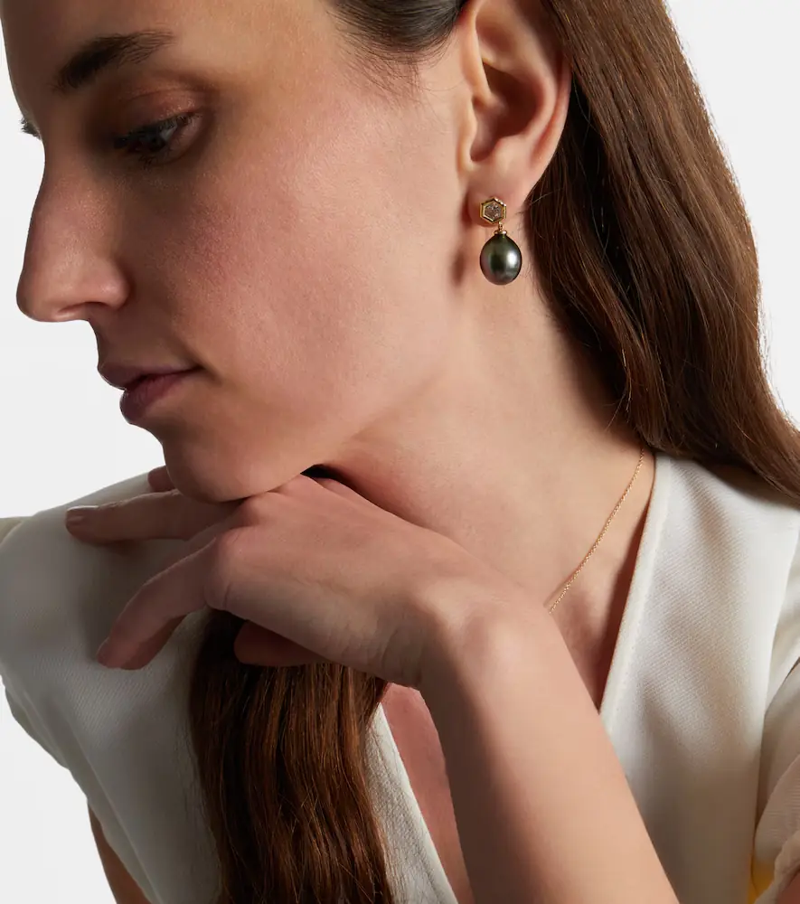Octavia Elizabeth 18kt yellow gold earrings with diamonds and pearls | Thumbnail 3