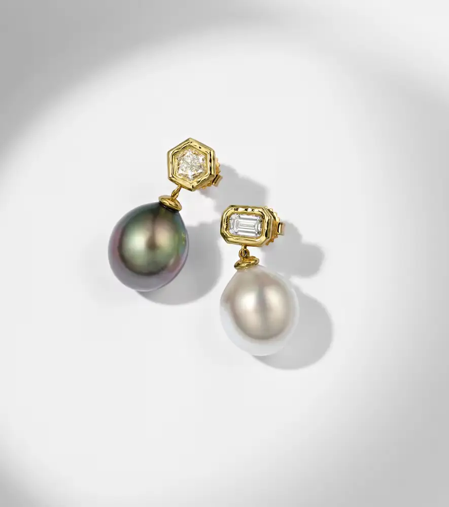 Octavia Elizabeth 18kt yellow gold earrings with diamonds and pearls | Thumbnail 5