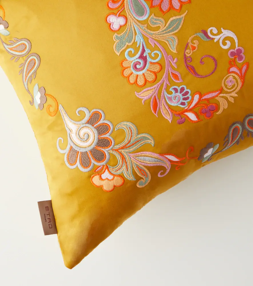Etro Kentia embroidered cotton cushion | Thumbnail 4