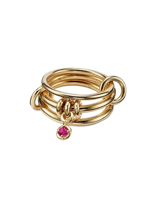 Piera 18kt gold linked rings with sapphire Piera 18kt gold linked rings with sapphire