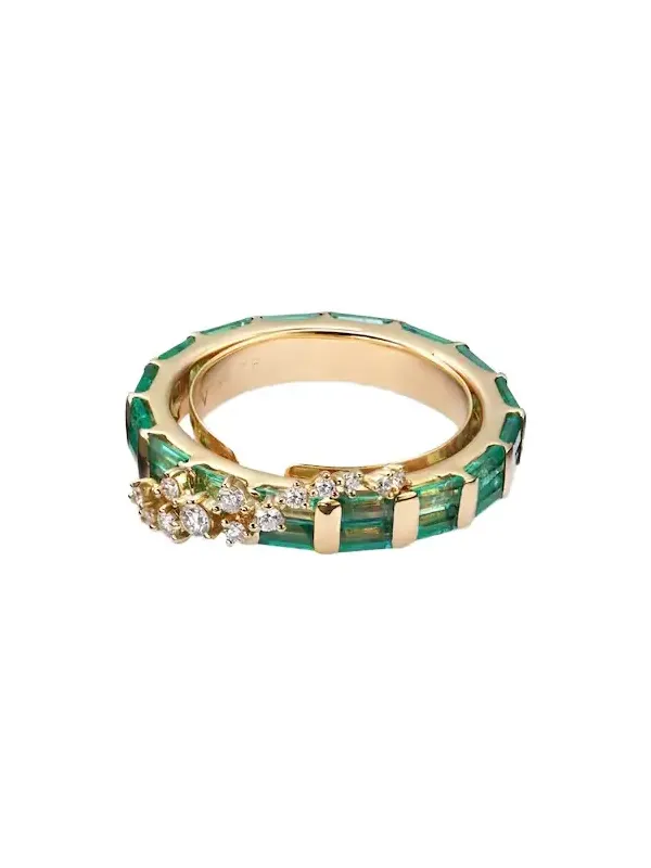 Scatter 18kt gold ring with emeralds and diamonds