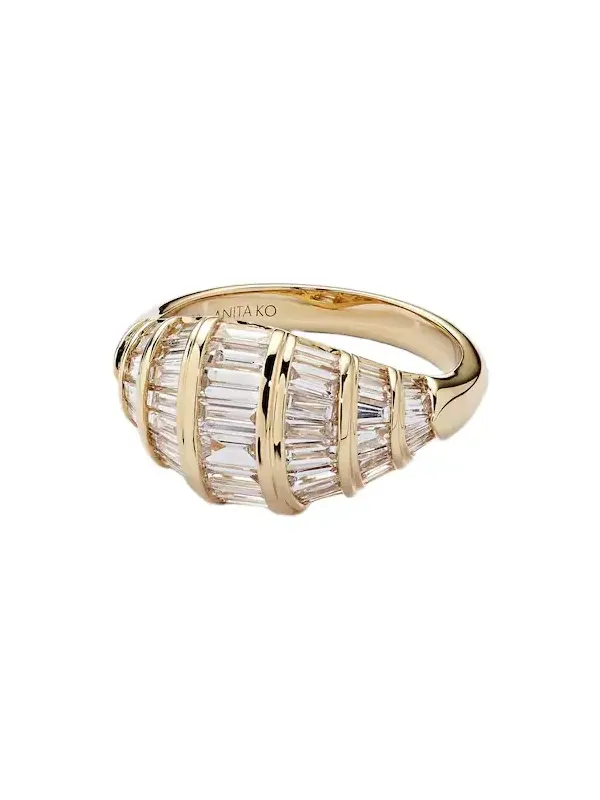 Zoe 18kt gold ring with diamonds