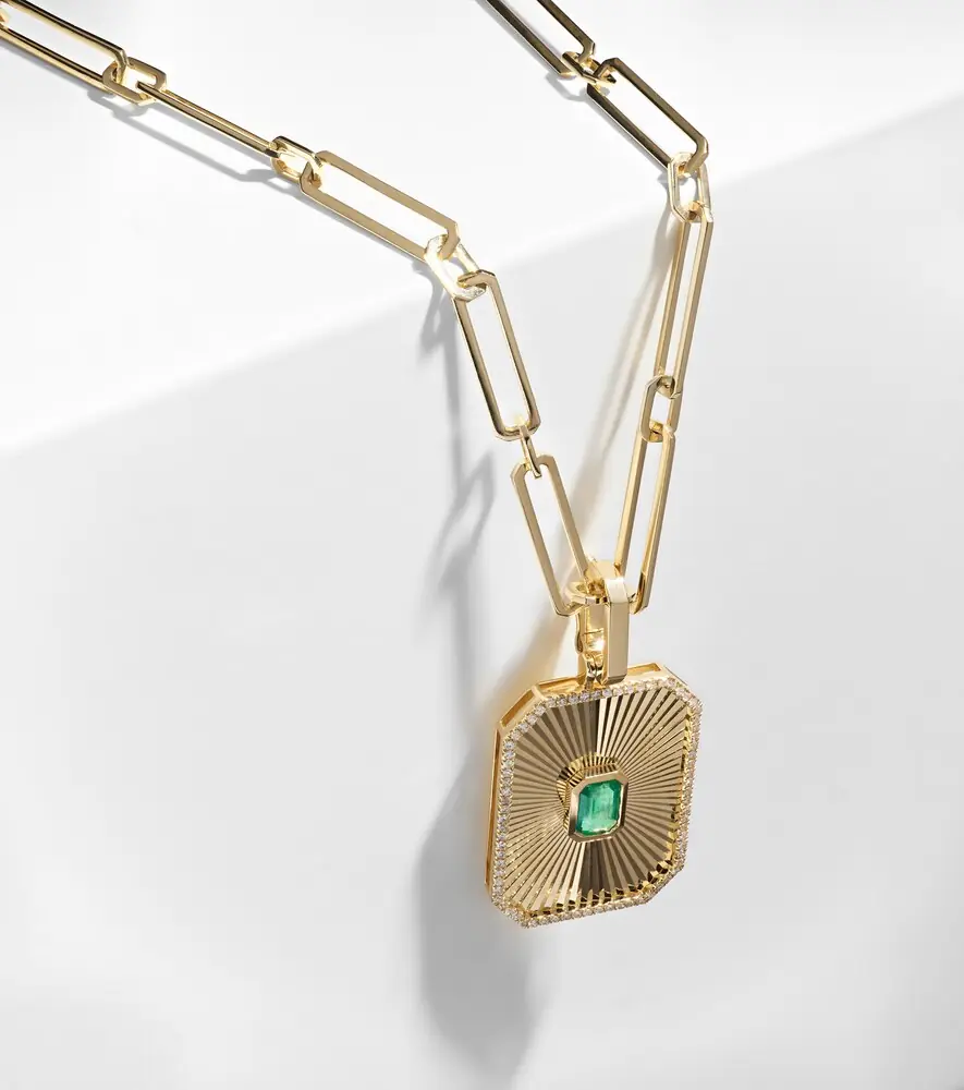 Shay Jewelry Radiant Deco 18kt gold pendant necklace with emerald and diamonds | Thumbnail 4 Shay Jewelry Radiant Deco 18kt gold pendant necklace with emerald and diamonds | Thumbnail 4