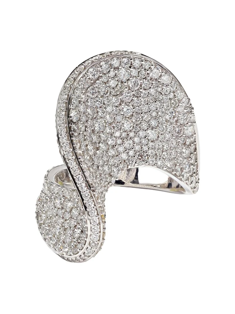 18kt white gold ring with diamonds 18kt white gold ring with diamonds