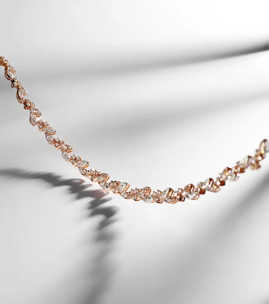 Kamyen Leaf 18kt rose gold and enamel choker with diamonds | Thumbnail 3