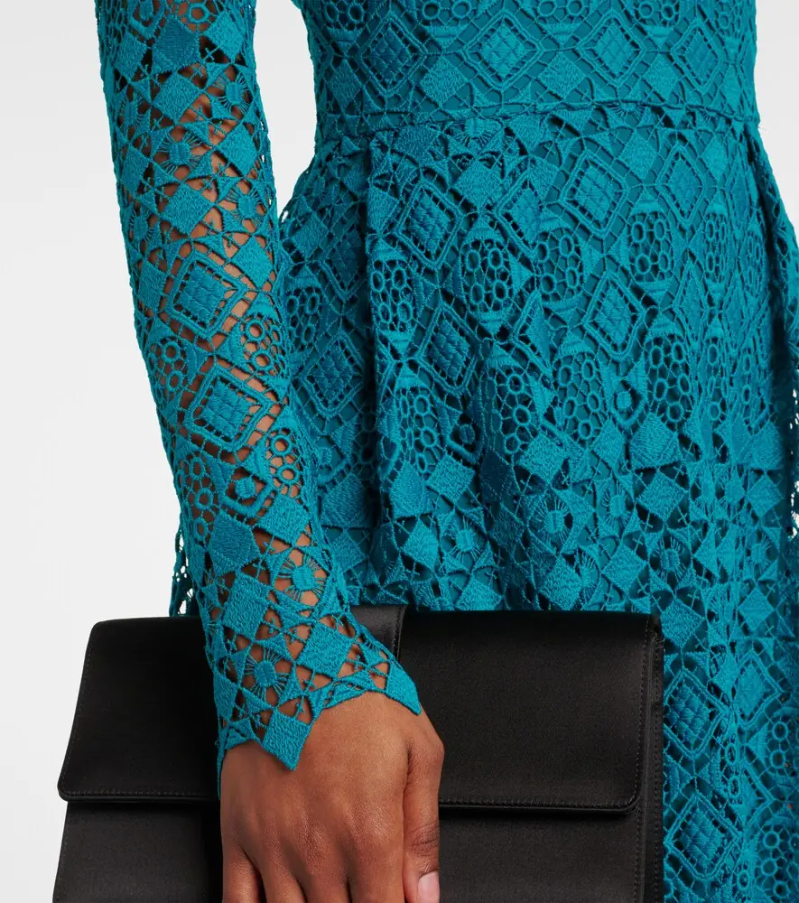 Elie Saab Macramé gown | Thumbnail 6