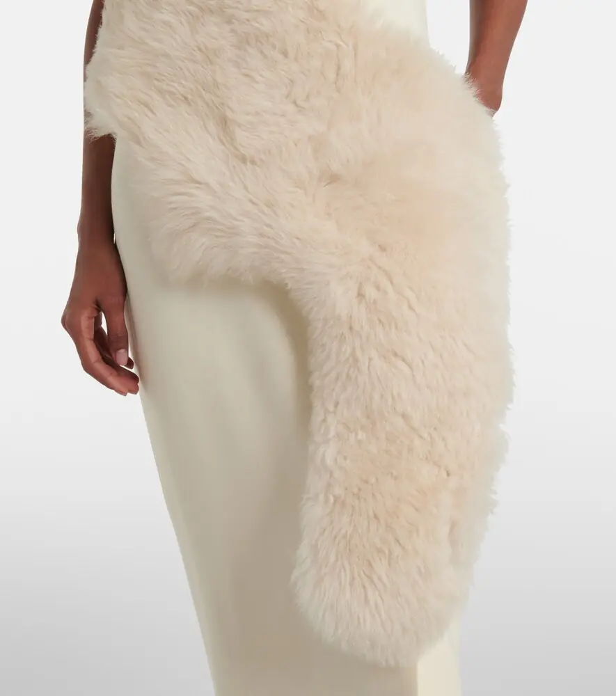 Toteme Shearling-trimmed cady midi dress | Thumbnail 6