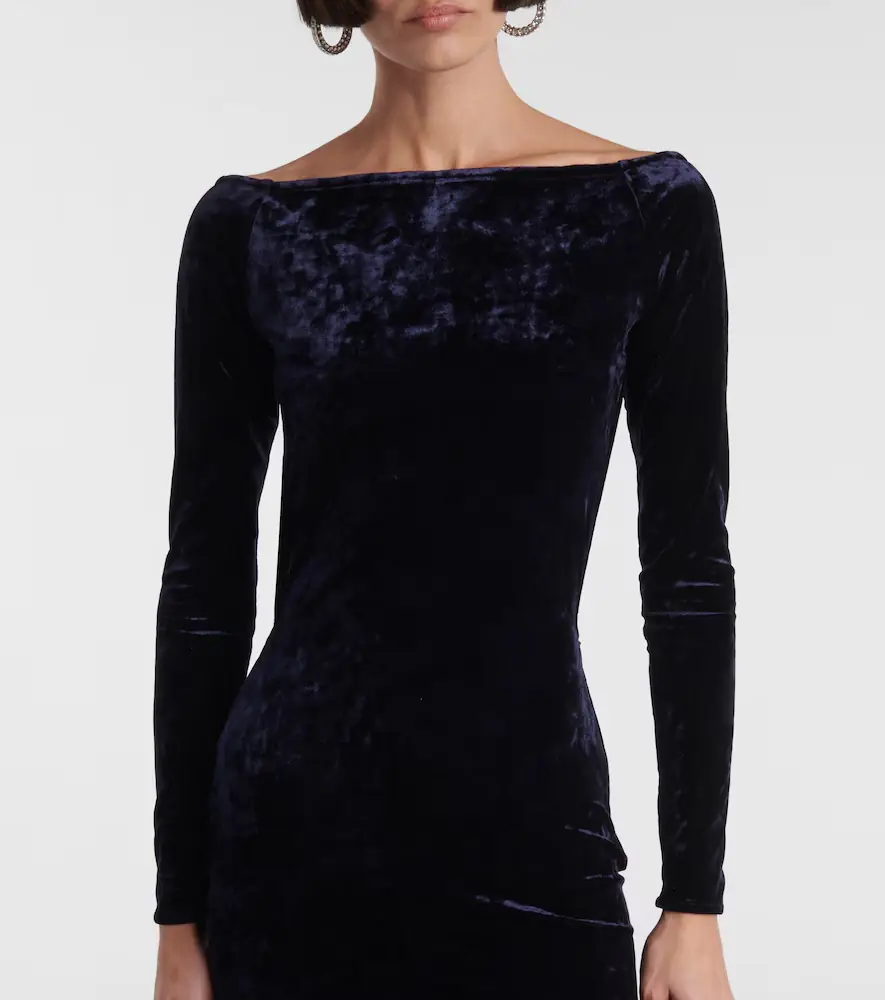 Alex Perry Velvet gown | Thumbnail 4