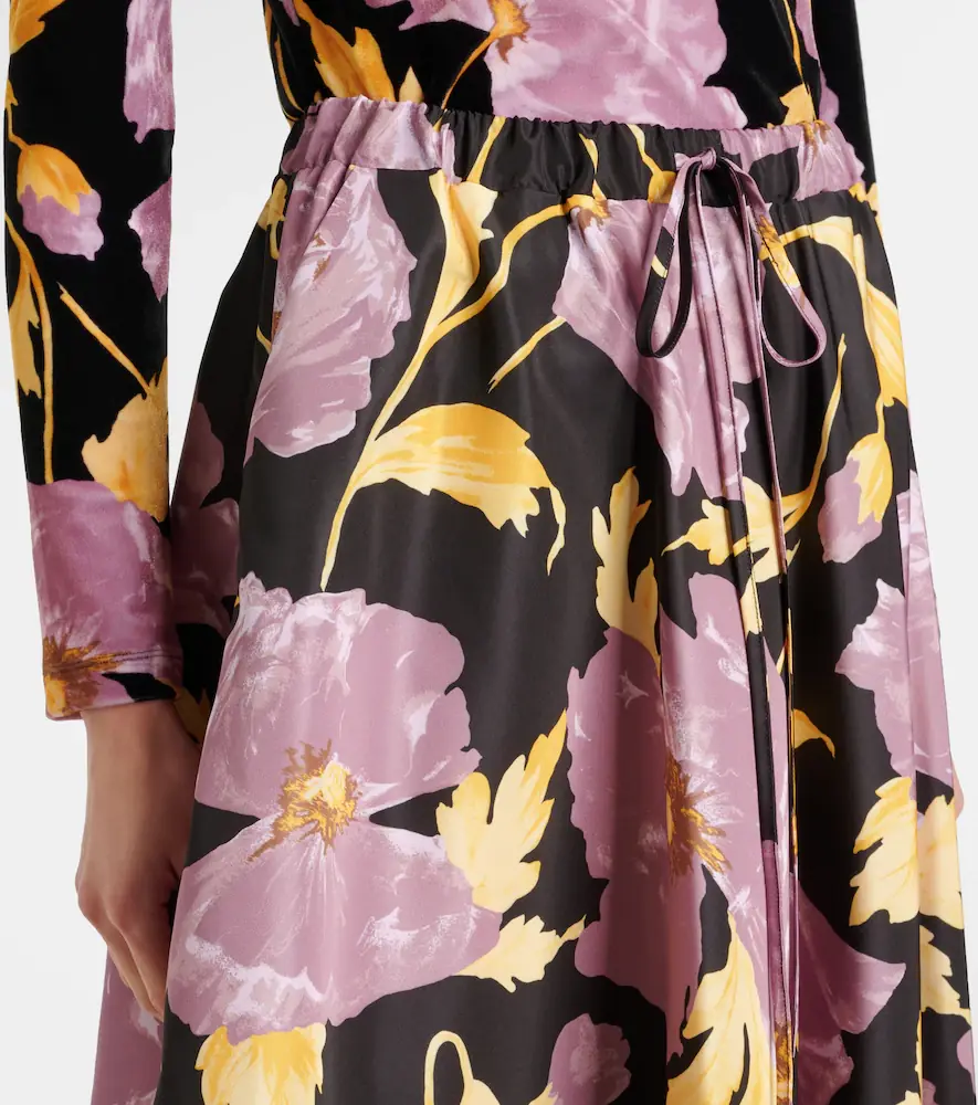 La DoubleJ Floral faille midi skirt | Thumbnail 2