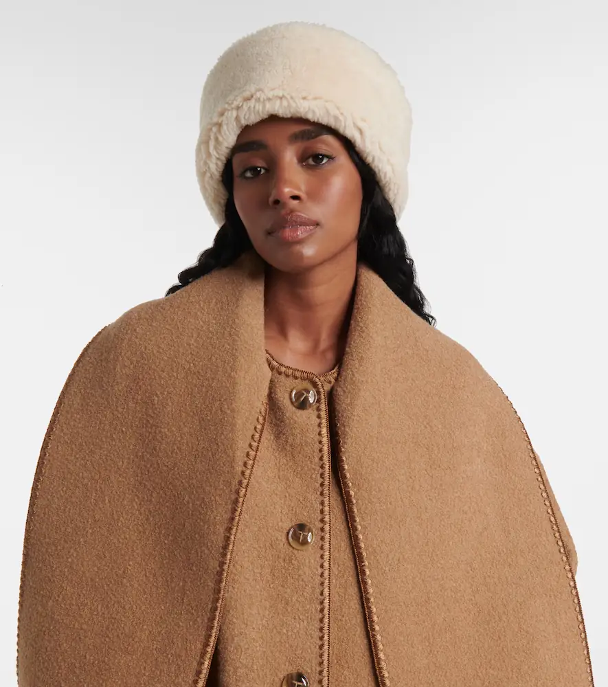 TOTEME Shearling and leather hat | Thumbnail 4
