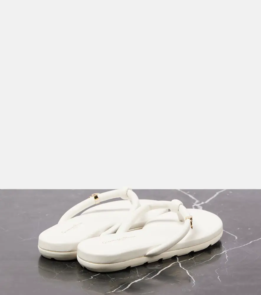 Gianvito Rossi Juno leather thong sandals | Thumbnail 4 Gianvito Rossi Juno leather thong sandals | Thumbnail 4