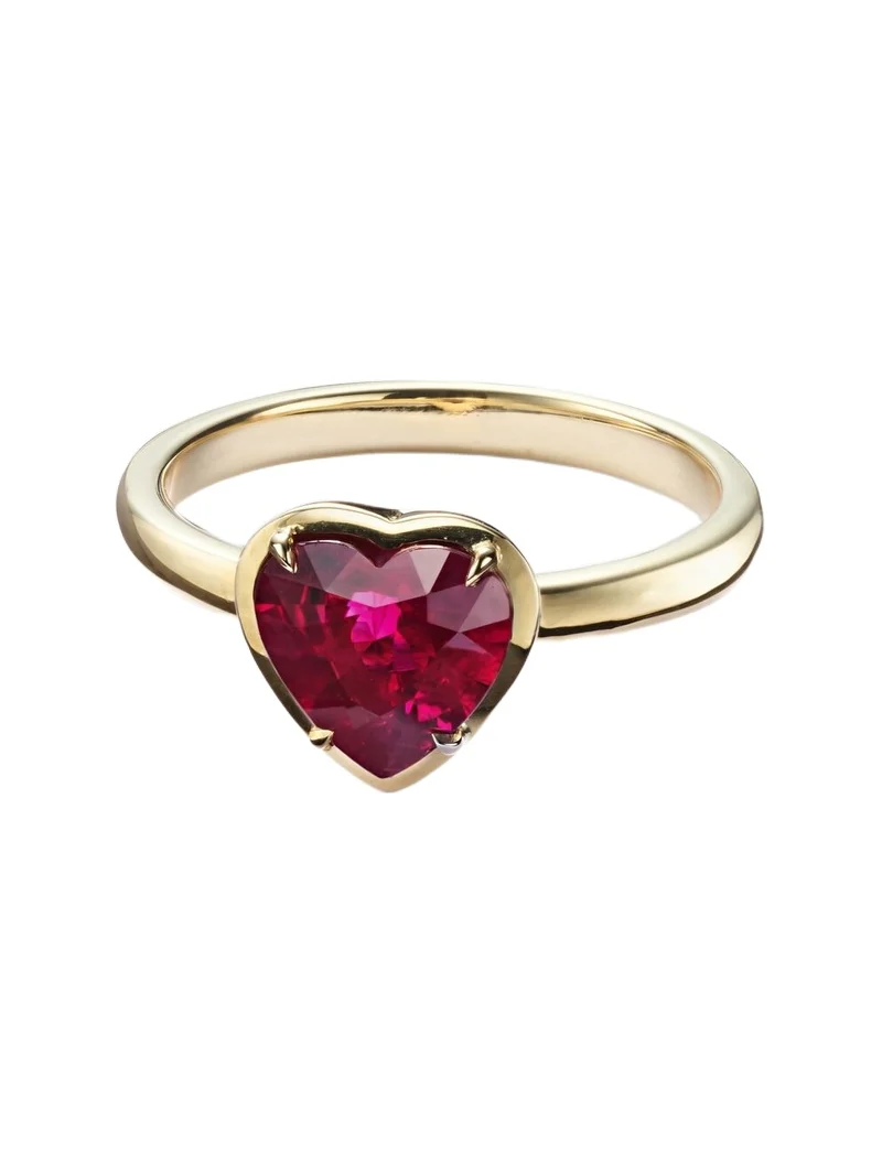 Heart 18kt gold ring with ruby Heart 18kt gold ring with ruby